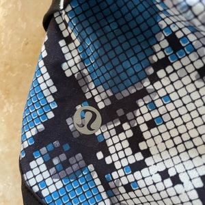 Lululemon speed up lowrise shorts